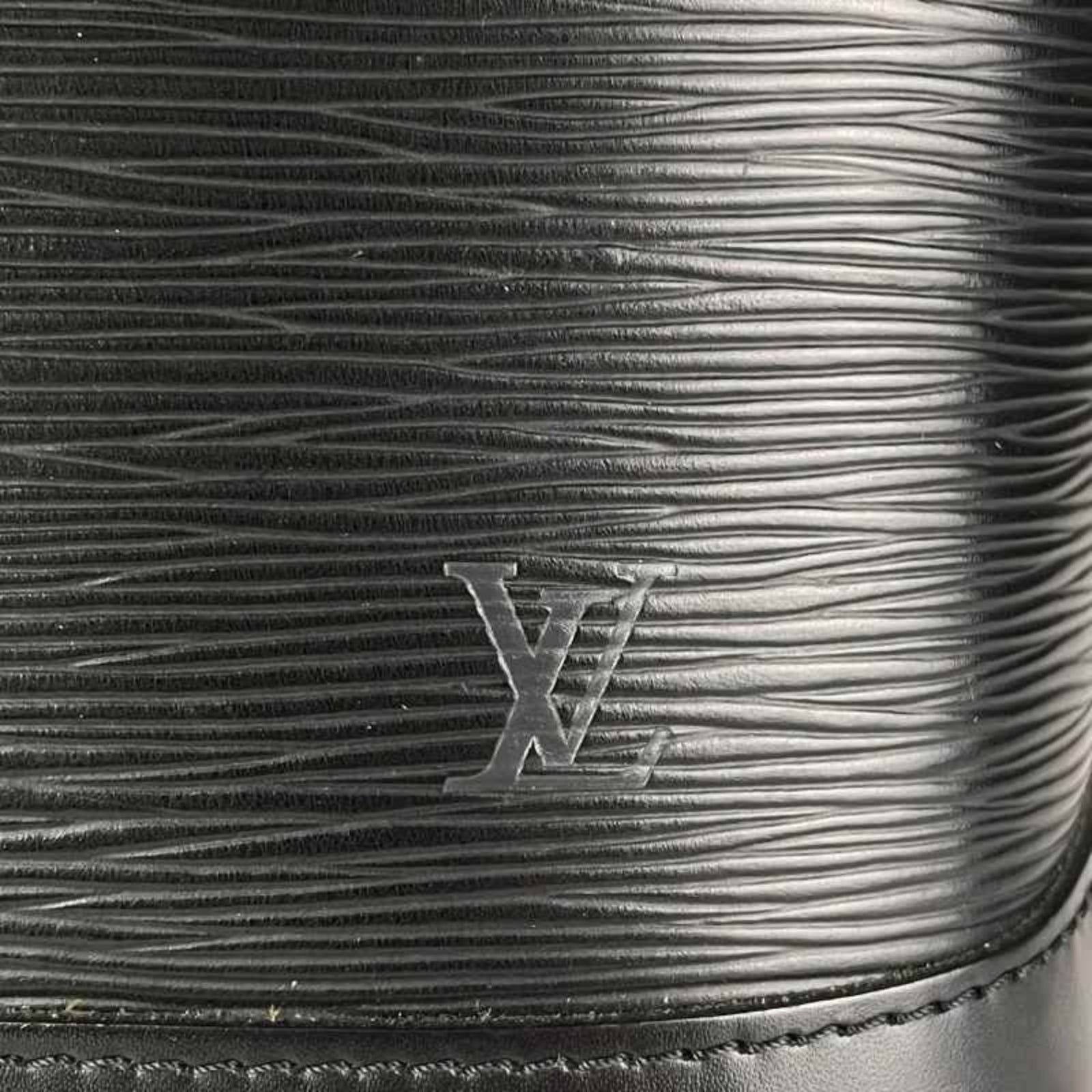 Louis Vuitton Alma PM Schwarz Epi