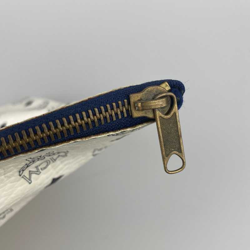 MCM Tablet Tasche Weiß Visetos