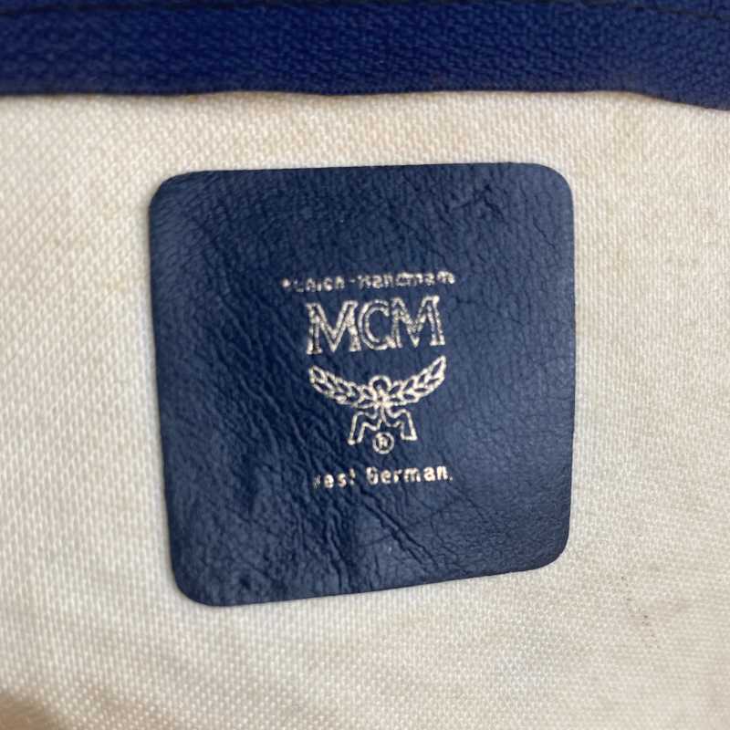 MCM Tablet Tasche Weiß Visetos