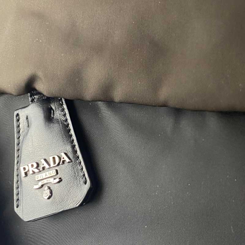 Prada Nylon Shopper Schwarz Braun