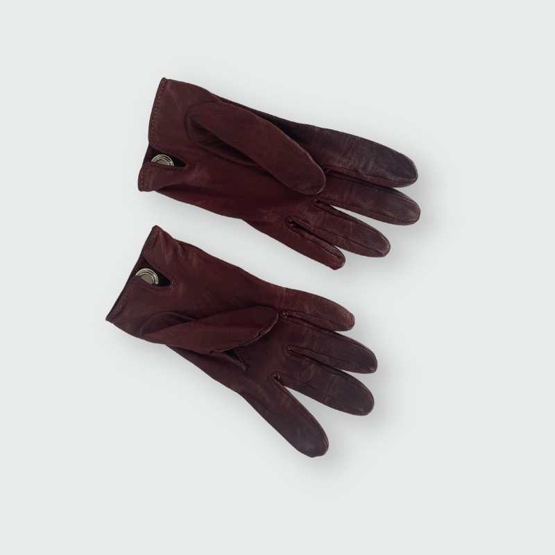 Hèrmes Lederhandschuh mit silbernen Kreisen Bordeaux