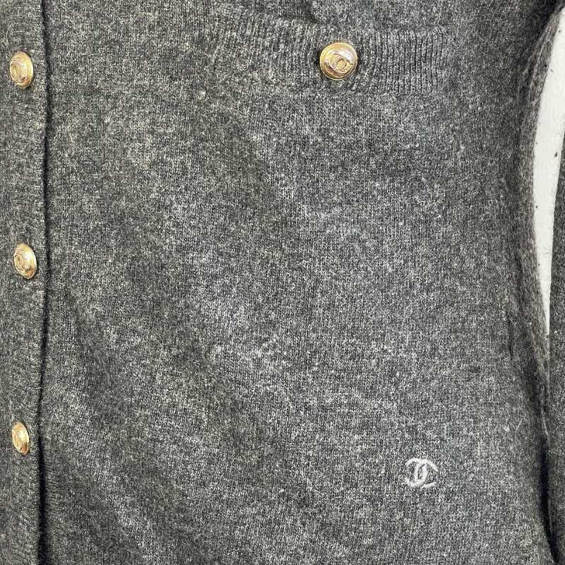 Chanel Cardigan Dunkelgrau mit goldenen Knöpfen