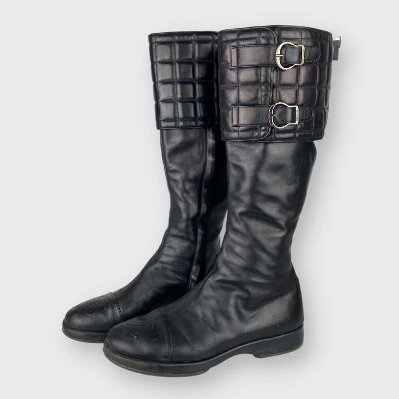 Chanel Stiefel