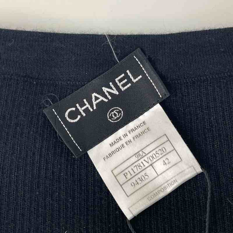 Chanel Pullover