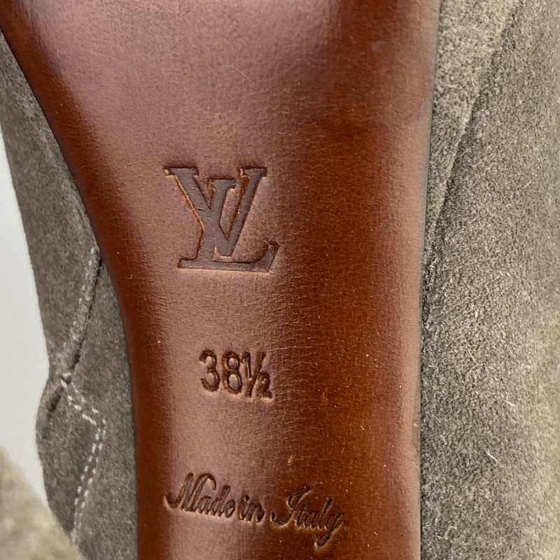 Louis Vuitton Absatzstiefel Grau