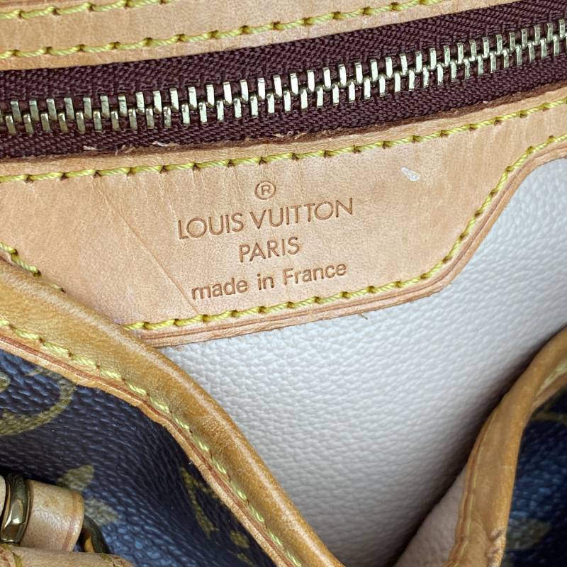 Louis Vuitton Monogram Marais Bucket GM