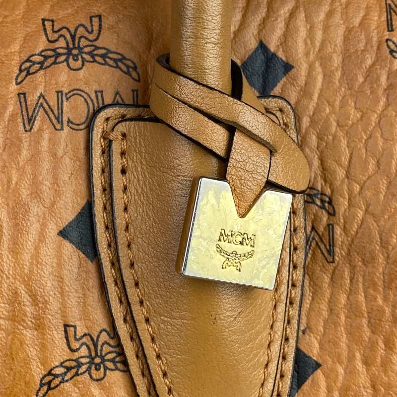 MCM Handtasche in Cognac