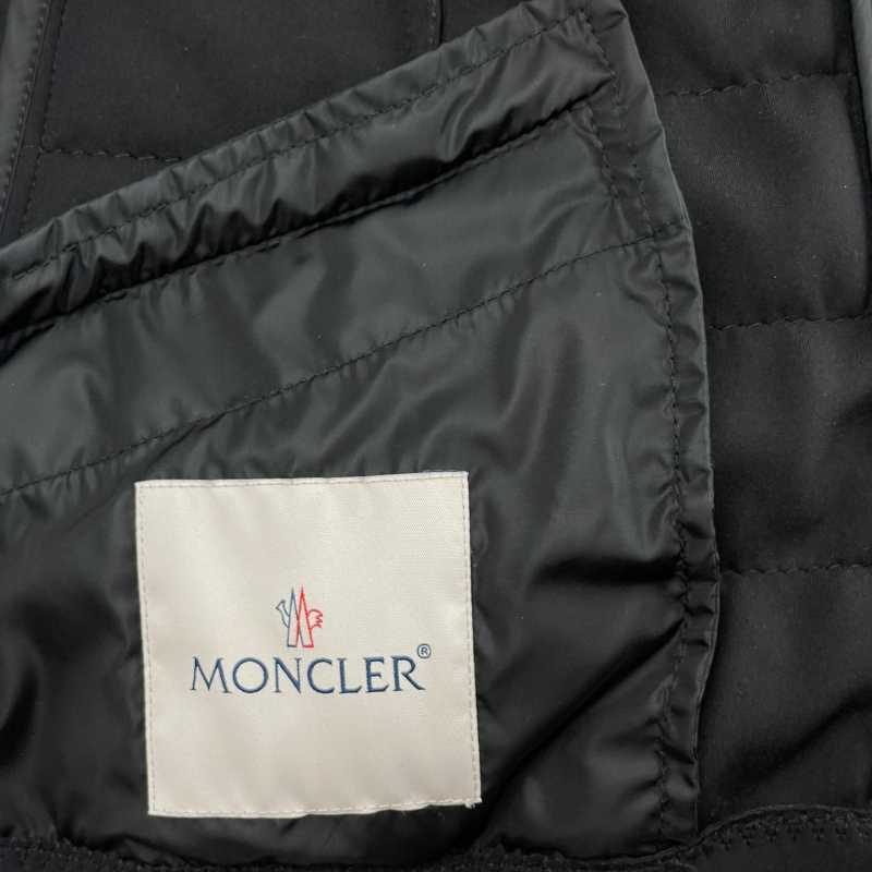 Moncler Jacke