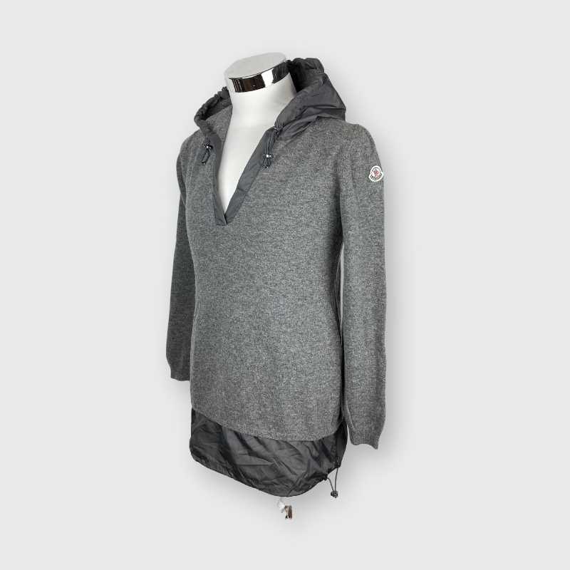 Moncler Pullover Strick in Grau