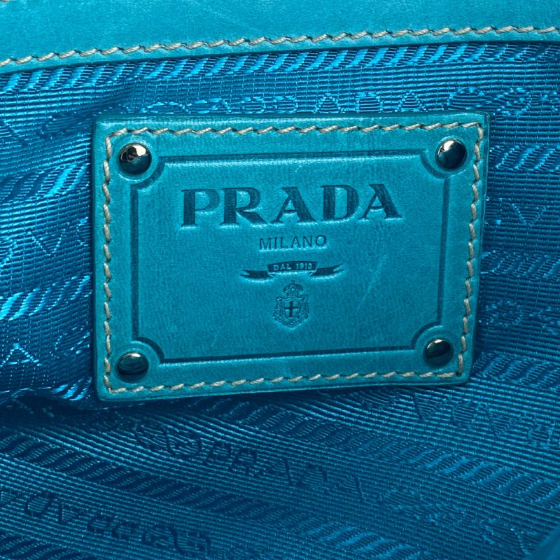 Prada Handtasche Hellblau