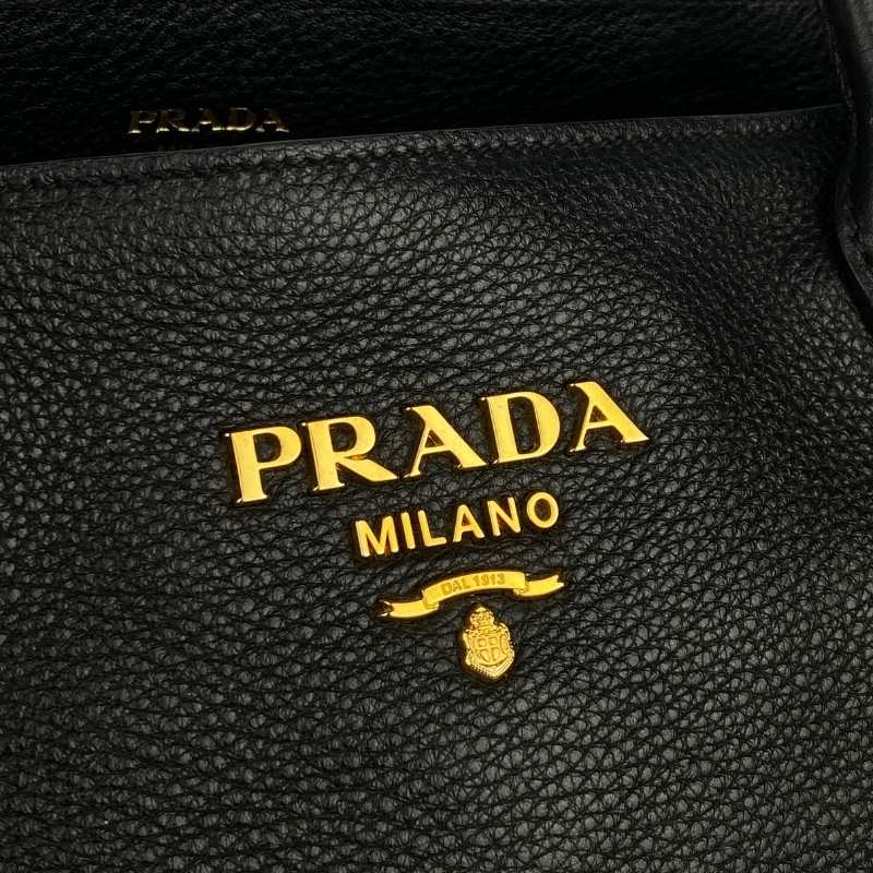 Prada Tasche in Schwarz