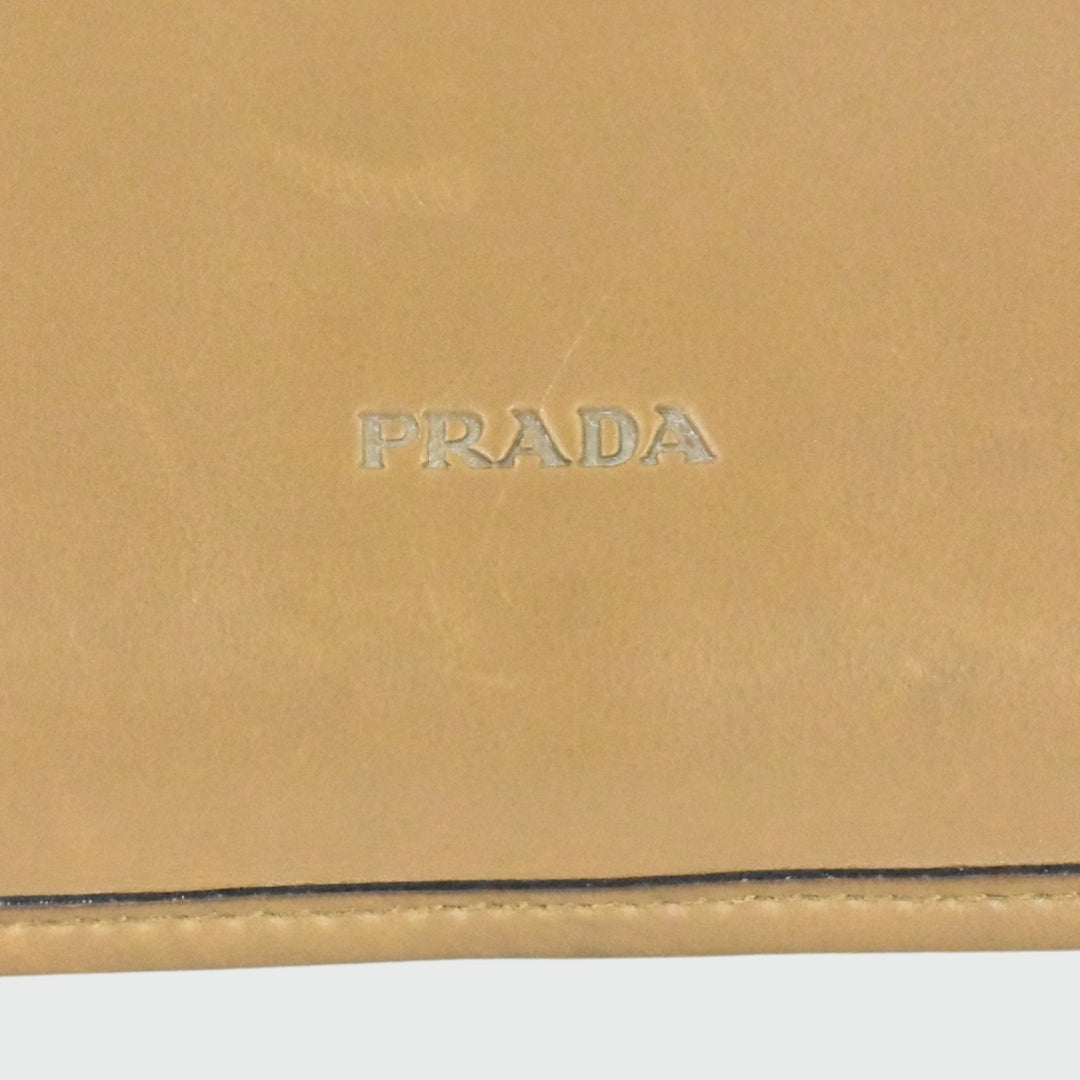 Prada Aktentasche mit Regenschirm